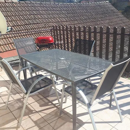 Apartman Krtiny Apartament